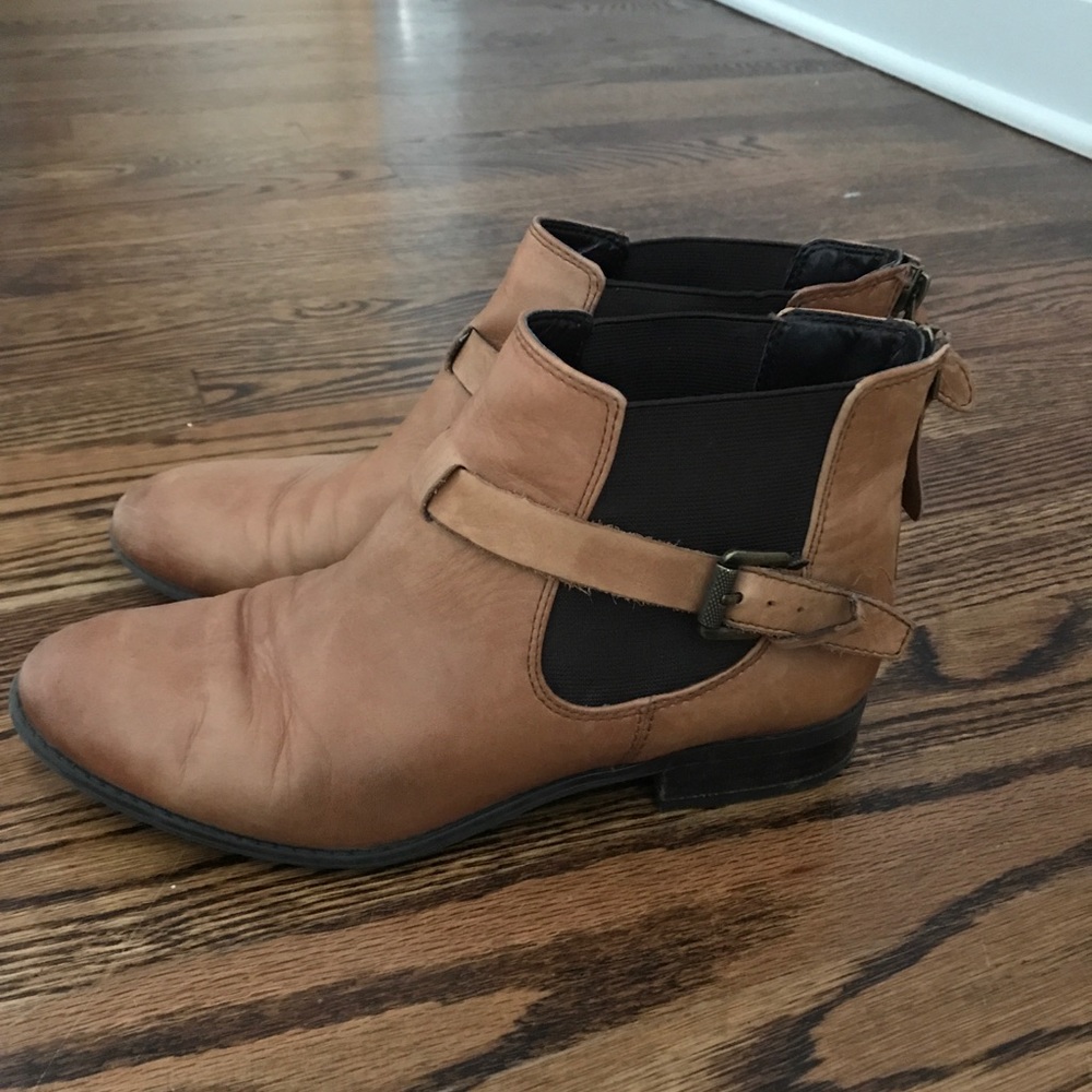 Ankle light brown boots